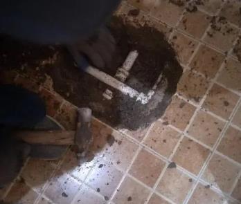 阳朔卫生间漏水维修公司为您分享下卫生间渗水如何处理及注意事项